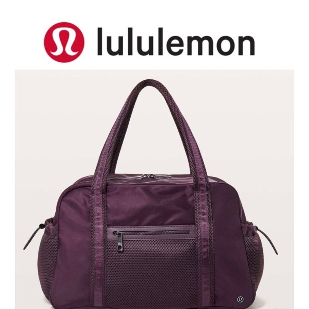 Lululemon Everywhere Duffel - Black Cherry